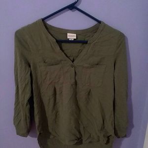 Casual 3/4 length sleeve tee